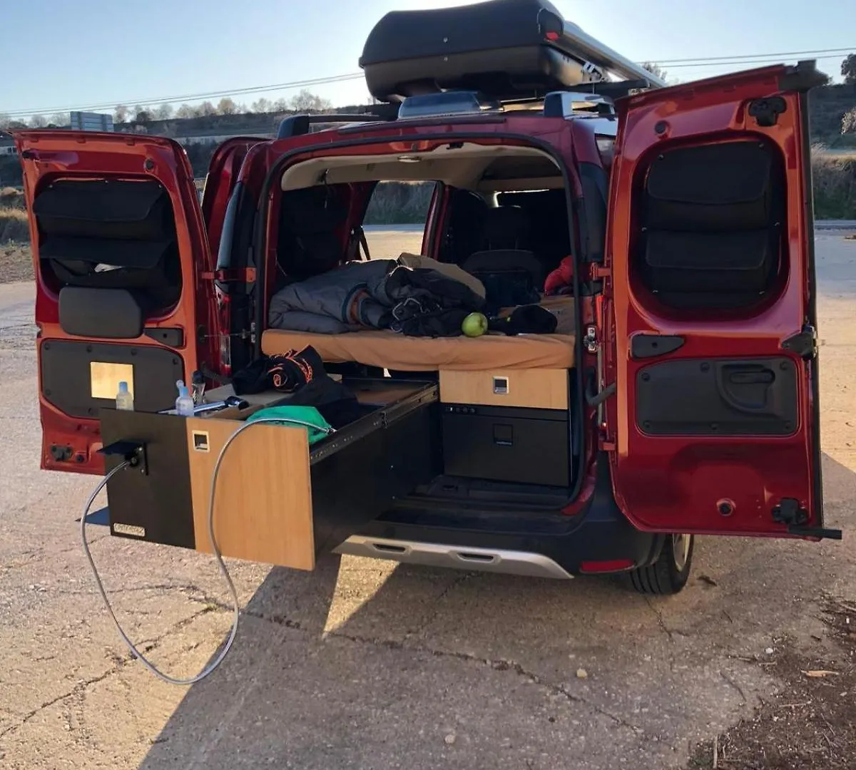 Dacia Dokker Camperiz Hotel Palma de Mallorca