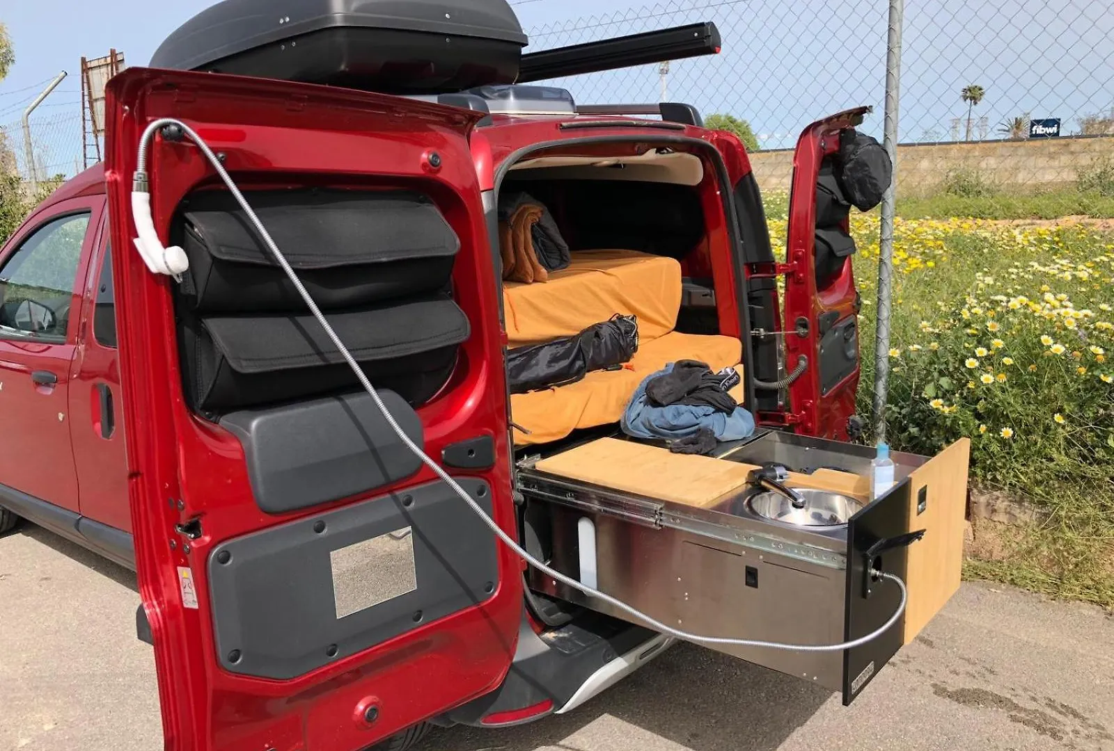 Dacia Dokker Camperiz Hotel Palma de Mallorca 0*,